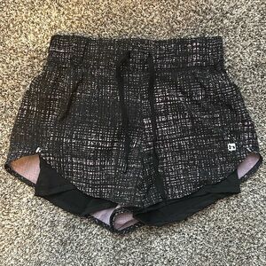 hind • S • Workout Shorts